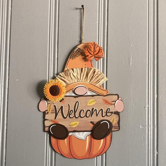 Brand NWT- 16” Precious- Wooden- Welcome- Gnome Fall Decor Sign w/ Metal 🍁🌻 - Picture 14 of 17